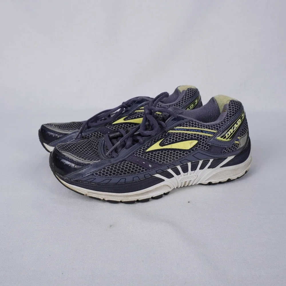 Brooks Dyad 7 Y2K Retro Black Silver Running Shoes 1101211D172 Mens Size 8 Med B